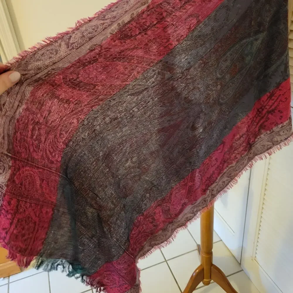 Purple Paisley Pashmina Scarf with Silver Tinsel Fringe 22x76
